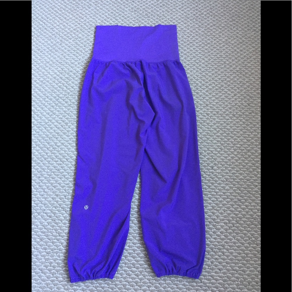 lululemon athletica High-Waist Purple Jogger Pants - Picture 2 of 11